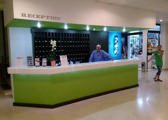 酒店 Kriamos Blue 法里拉基