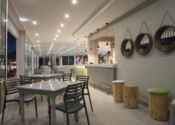 Kriamos Blue 酒店 3*