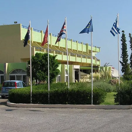 Kriamos Blue ホテル ファリラキ