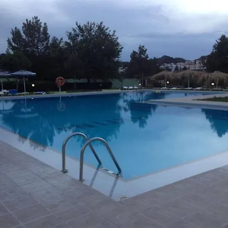 Kriamos Blue ホテル