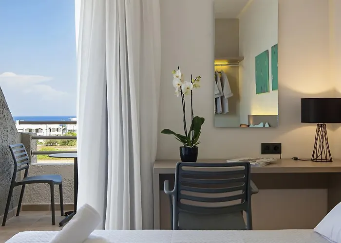 Hotell Kriamos Blue 3*